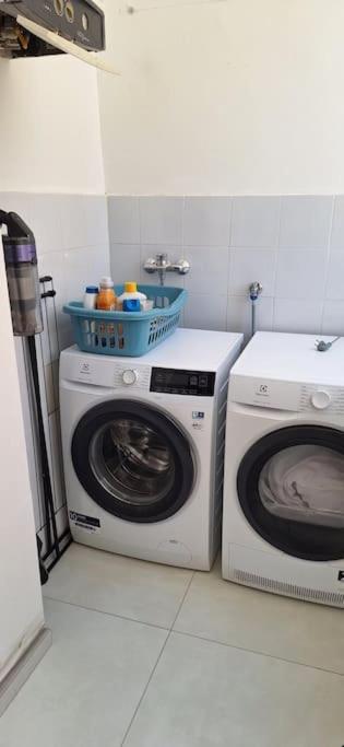 ליבורנו Faby & Fra Apartments מראה חיצוני תמונה