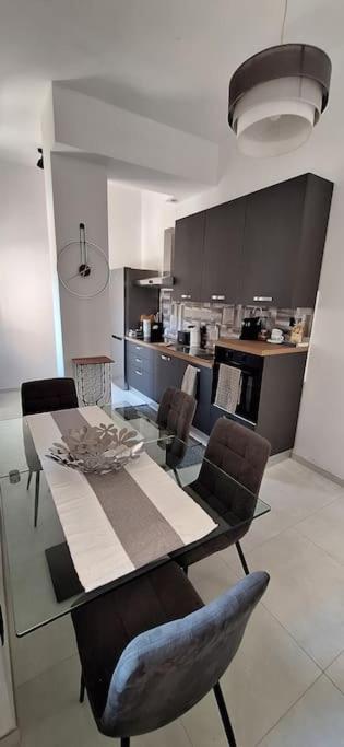 ליבורנו Faby & Fra Apartments מראה חיצוני תמונה
