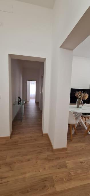ליבורנו Faby & Fra Apartments מראה חיצוני תמונה